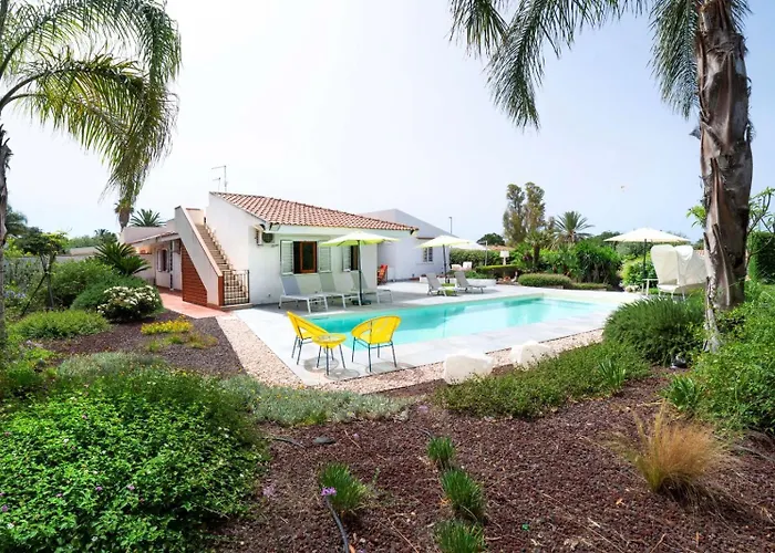 Chicco Di Sale - Exclusive Pool Villa Marina di Ragusa